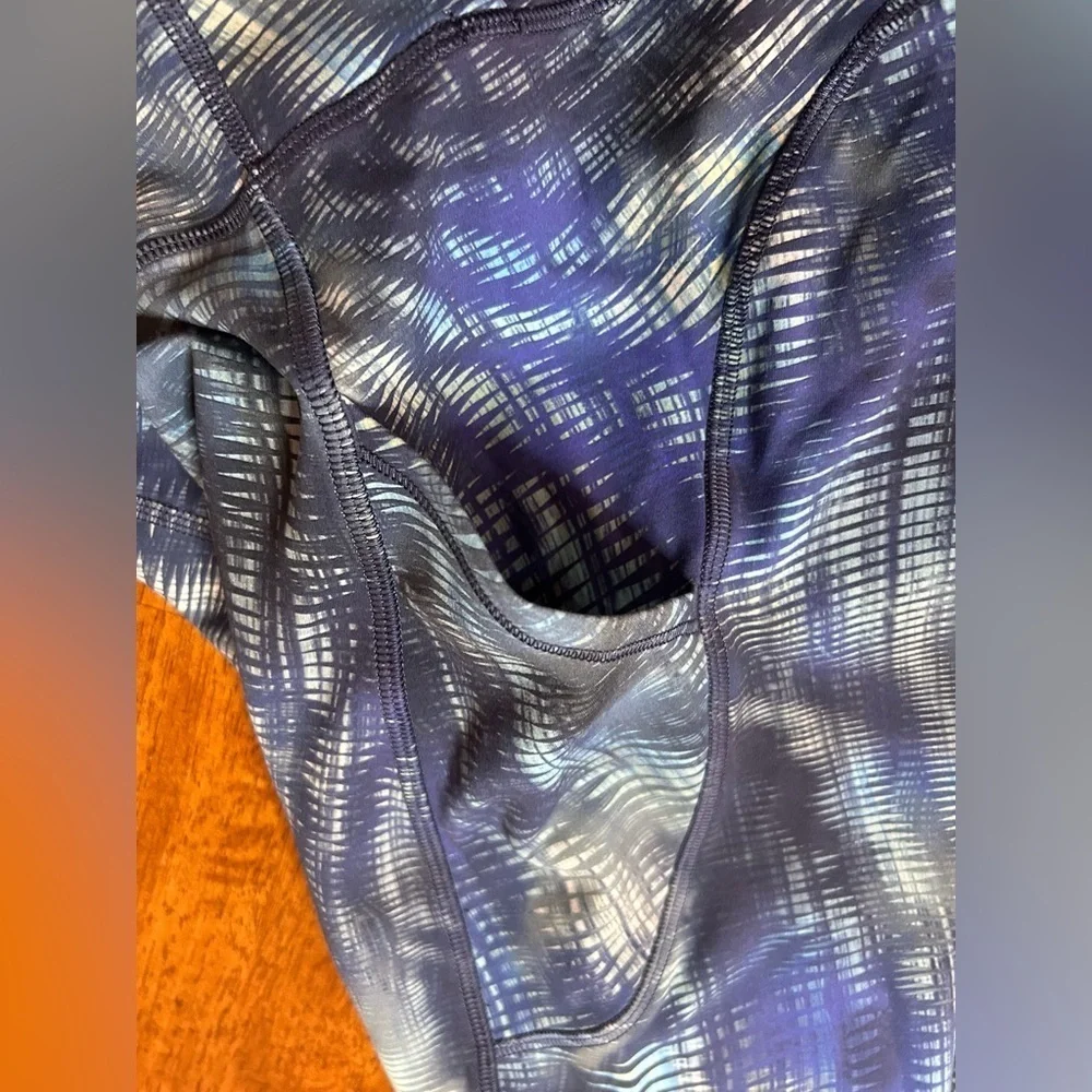 Lululemon Wunder Train High-Rise Crop 23